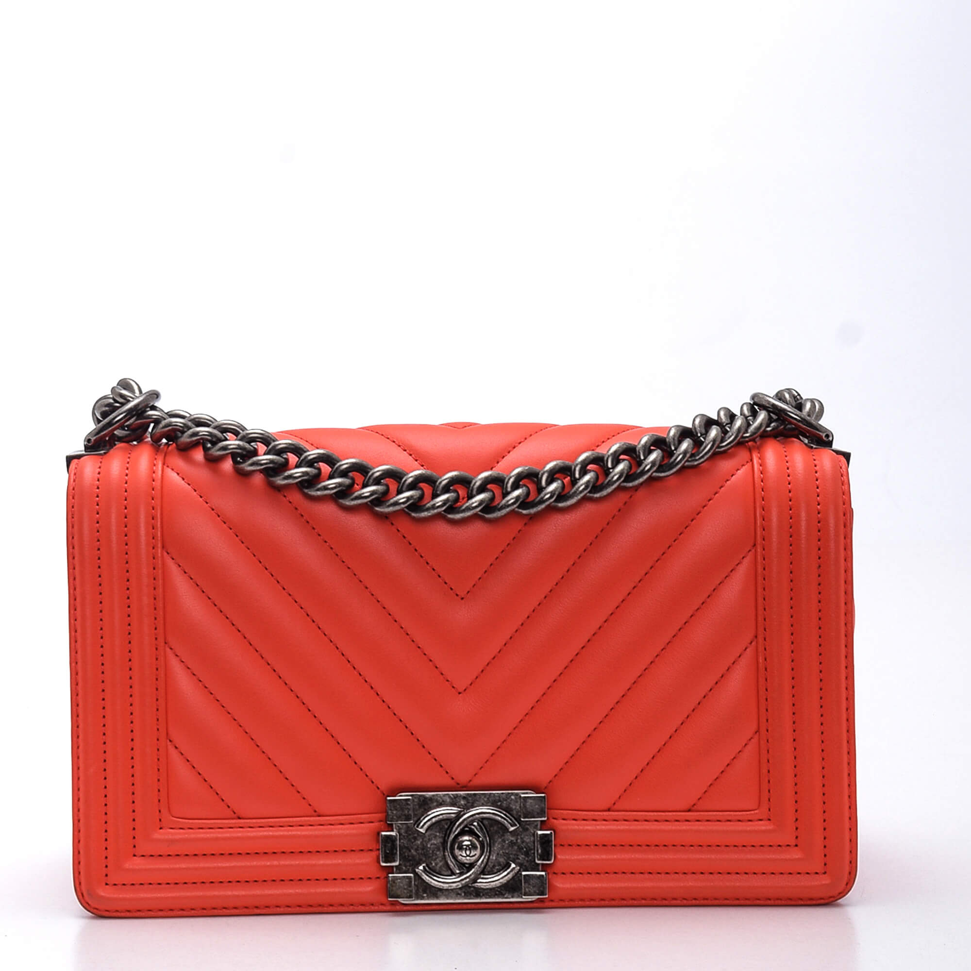 Chanel - Coral Chevron Lambskin Leather Medium Boy Bag 